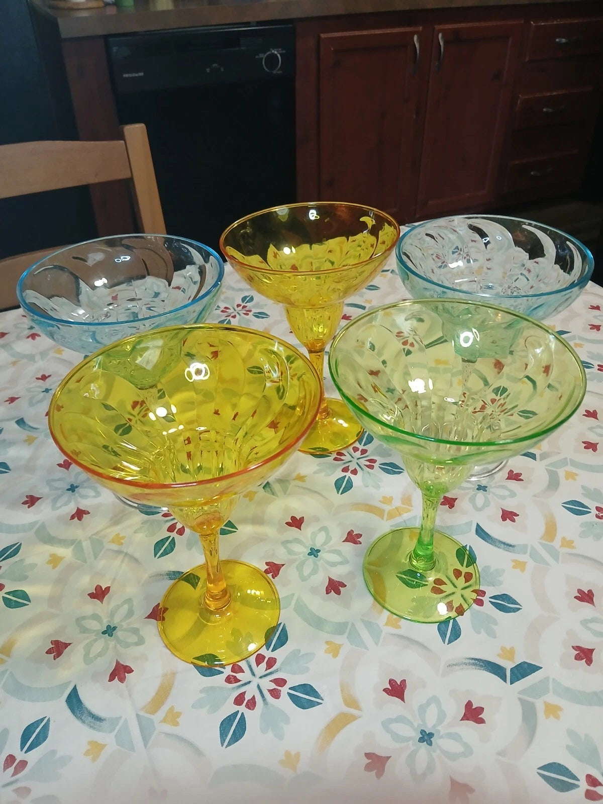 Set of 5 Margarita Plastic Party Glasses (2-Blue 2-Yellow 1-Green) Stemware NEW | eBay