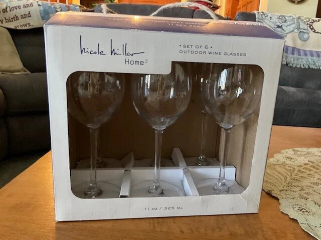 Nicole Miller Home NIB Set of 6 Outdoor Wine Glasses Tritan Plastic Shatterproof | eBay