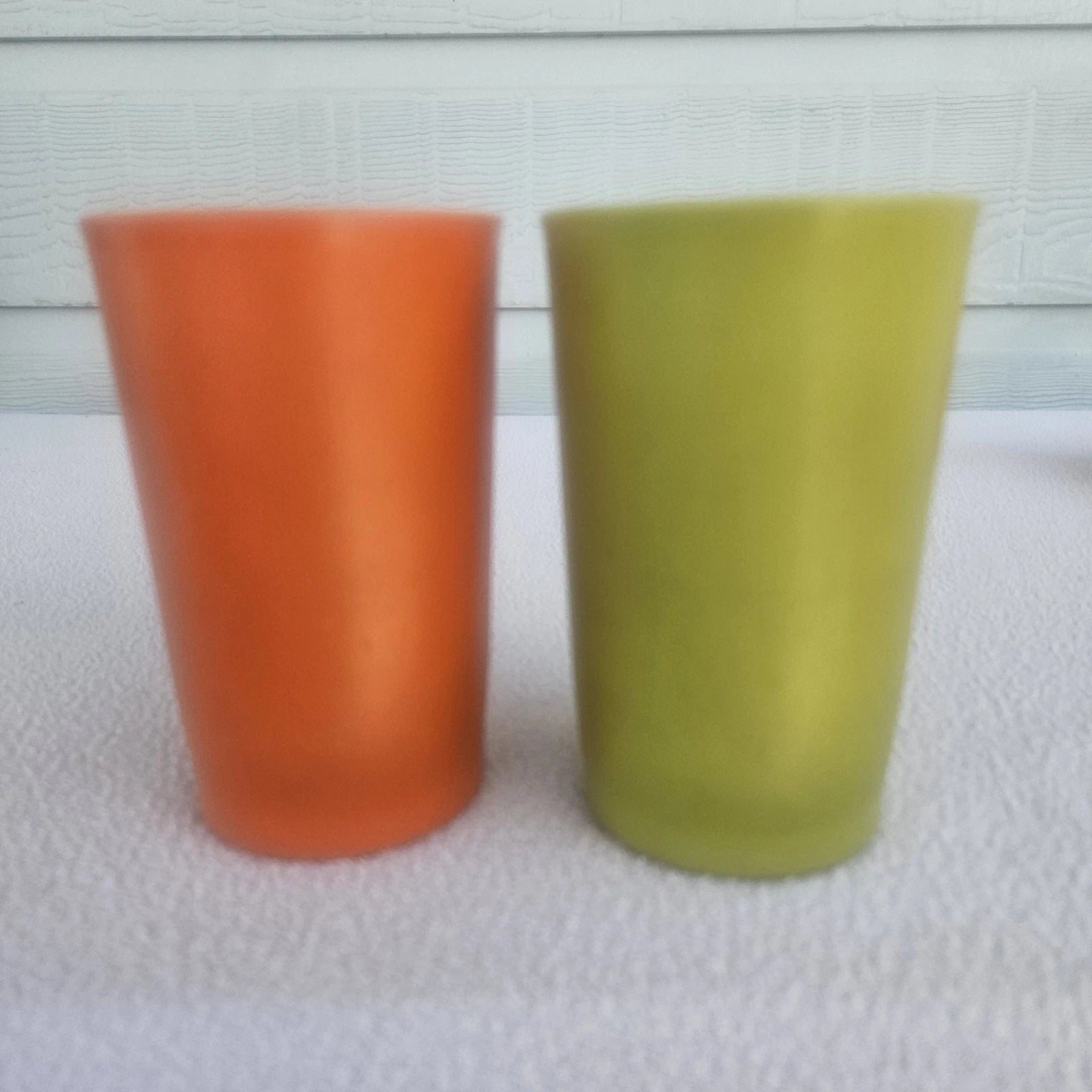 Tupperware 8oz 6oz Tumblers Plastic Cups Avocado Green Orange 1320 Set of 4 | eBay