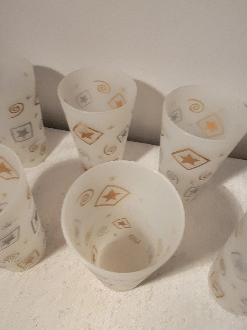 Vintage MCM Frosted Look 16 Oz Plastic Tumblers - Set Of 6 Stars Swirls Barware | eBay