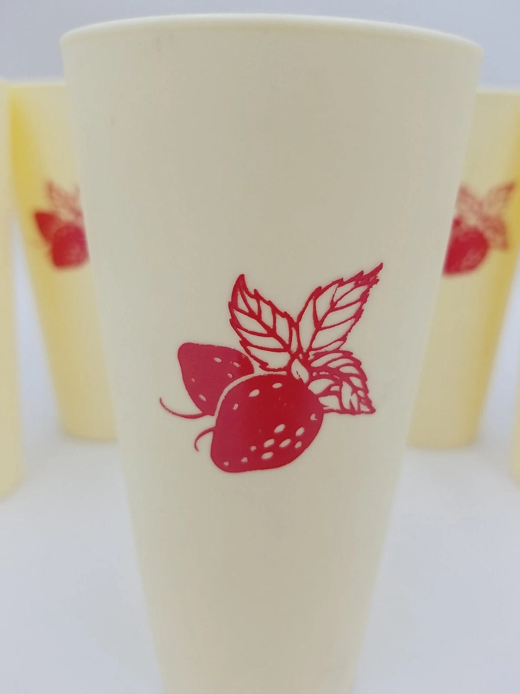 Vintage Nasco Japan Set of 6 Plastic Strawberry Drinking Tumbler Cups Cream/Red | eBay
