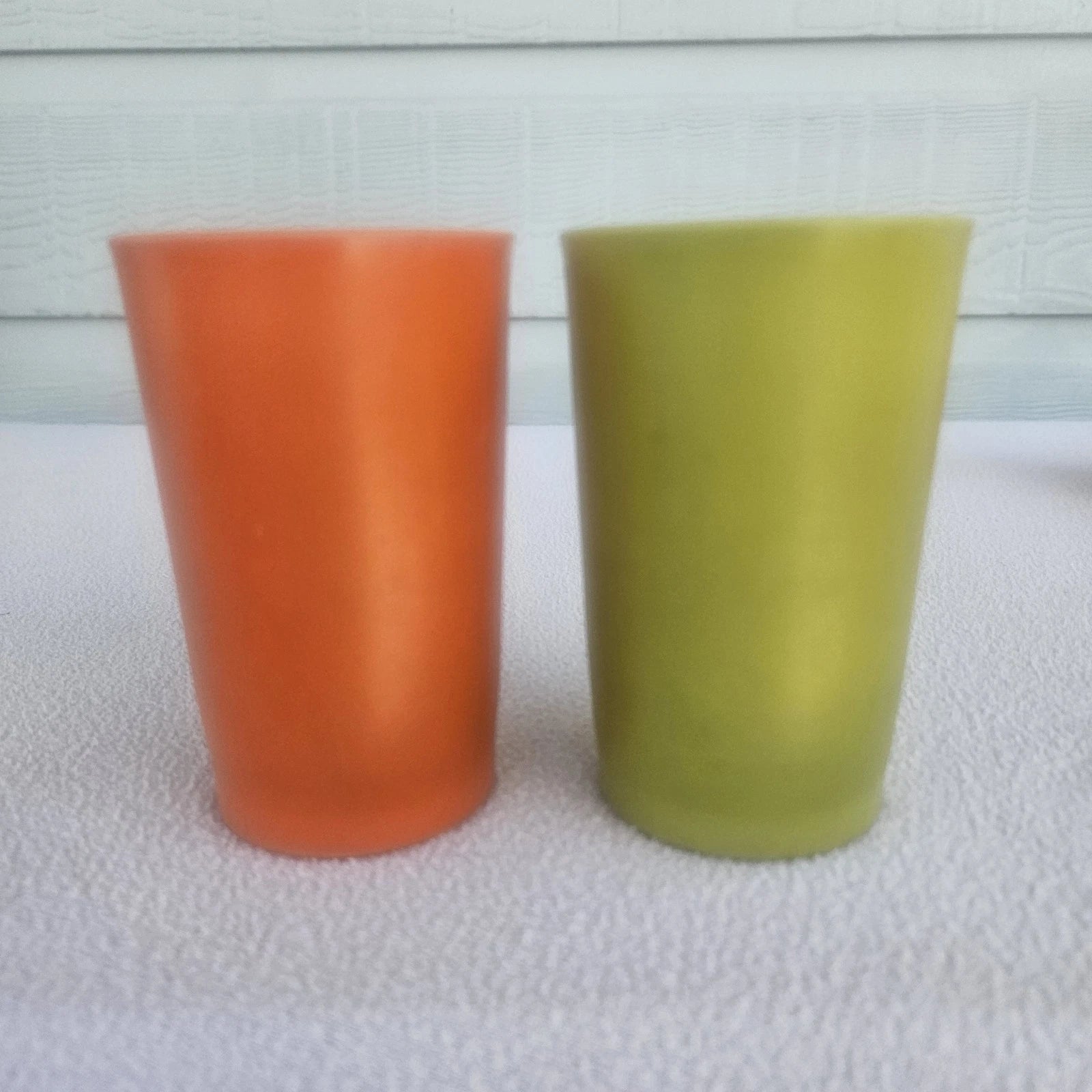 Tupperware 8oz 6oz Tumblers Plastic Cups Avocado Green Orange 1320 Set of 4 | eBay